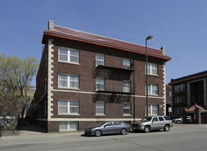 2878 Holmes Ave in Minneapolis, MN - Building Photo - Building Photo