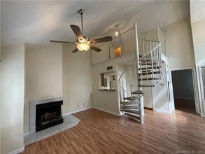 298 Carriage Crossing Ln, Unit 298 in Middletown, CT - Foto de edificio - Building Photo
