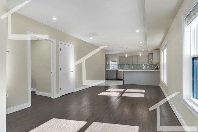 53 Wright Ave in Medford, MA - Building Photo - Building Photo