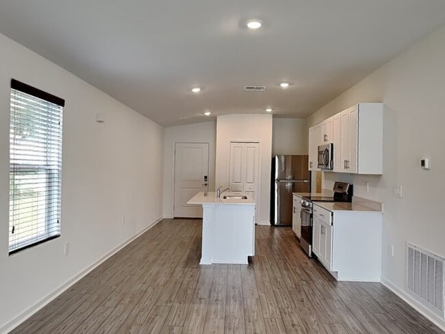 4795 NW 11th St in Ocala, FL - Building Photo - Building Photo