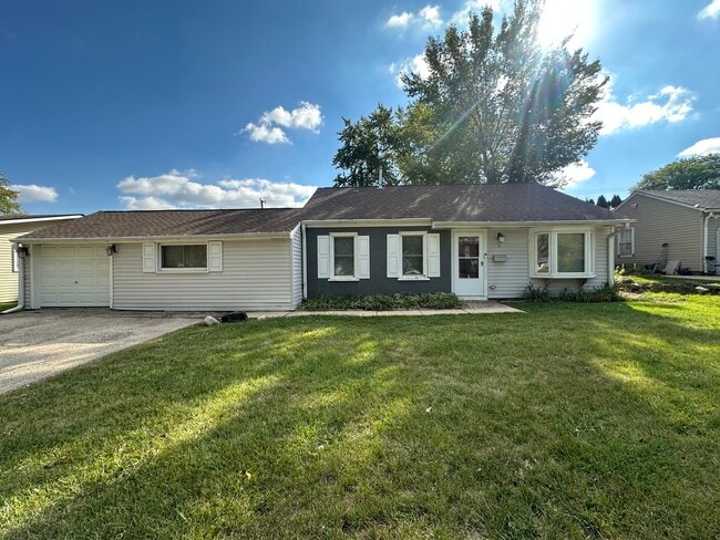 property at 3 E Oltendorf Rd