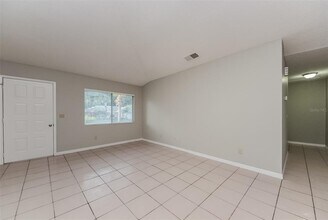 638 Iowa Woods Cir E in Orlando, FL - Building Photo - Building Photo