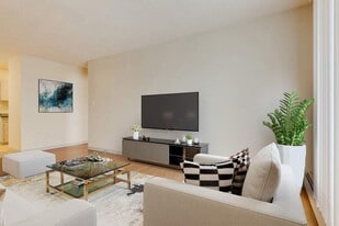 Columbian Apartments in Medicine Hat, AB - Building Photo