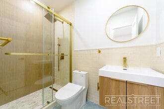 Stunning New 2 Bed 2 Bath with Backyard in in Brooklyn, NY - Building Photo - Building Photo