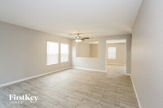 5628 N Siena Rose St in North Las Vegas, NV - Building Photo - Building Photo