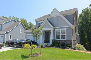 2322 Duncan Ln in Waldorf, MD - Building Photo