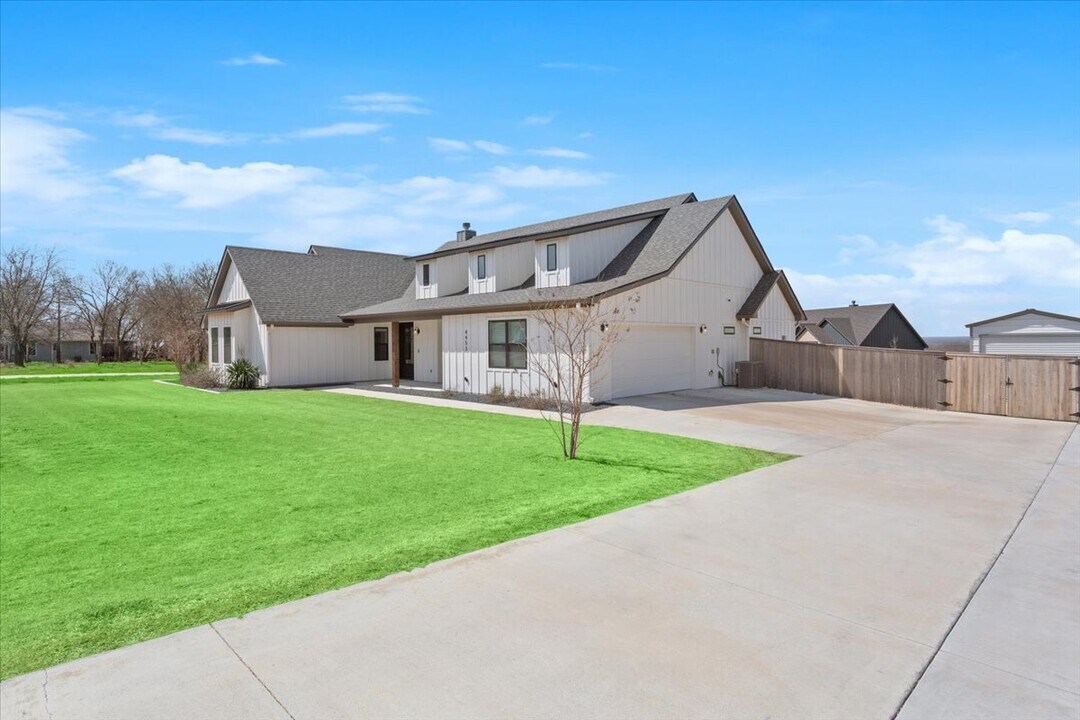 4453 Cedar Creek Rd in Temple, TX - Building Photo