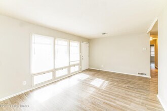 9939 Appollo Ct in Louisville, KY - Building Photo - Building Photo