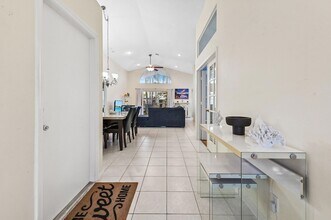 2241 Soundings Ct in Greenacres, FL - Foto de edificio - Building Photo