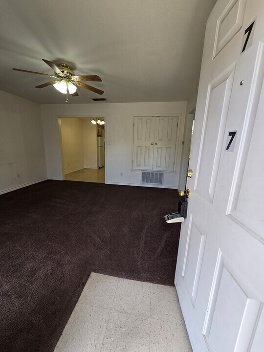 634 Canada St in Jacksonville, TX - Building Photo