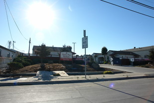 Sanborn Place Apartments in Salinas, CA - Foto de edificio - Building Photo