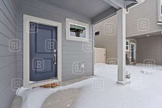 20601 E Mdw Spg Lp in Liberty Lake, WA - Building Photo - Building Photo