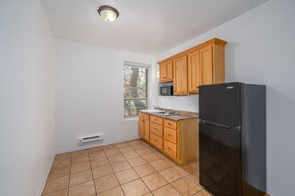 4114 W Washington Blvd Chicago, IL 60624 in Chicago, IL - Building Photo - Interior Photo