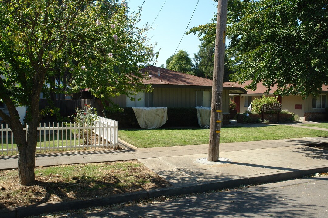 Oakdale Apartments in Chico, CA - Building Photo