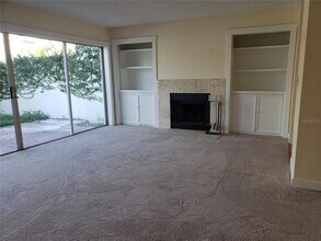 2961 W Knights Ave in Tampa, FL - Building Photo - Building Photo