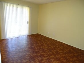 300 Moursund Blvd in San Antonio, TX - Building Photo - Building Photo