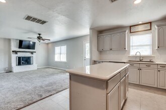 1701 Andover Ct in The Village, OK - Building Photo - Building Photo