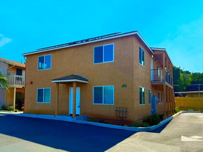 7338 Hyatt St in San Diego, CA - Building Photo - Building Photo