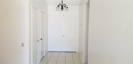 11261 Cochran Ave in Riverside, CA - Building Photo - Building Photo