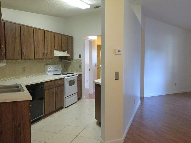 1355 Pace Dr NW in Palm Bay, FL - Building Photo - Building Photo