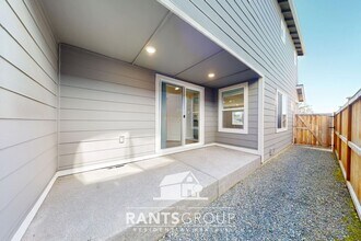 2614 Mayes Rd SE in Olympia, WA - Building Photo - Building Photo