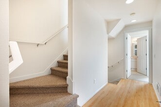 408 W Barrett St in Seattle, WA - Building Photo - Building Photo