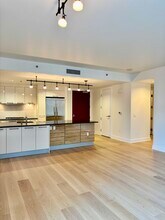 631 Folsom St in San Francisco, CA - Building Photo - Building Photo