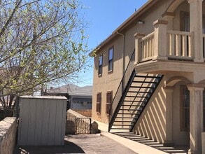 1722 E Rio Grande Ave in El Paso, TX - Building Photo - Building Photo