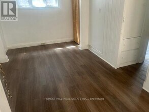398-398 Spadina Rd in Toronto, ON - Building Photo - Building Photo