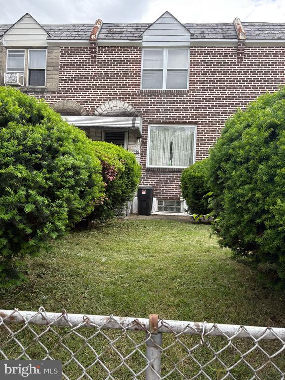 property at 1140 Glen Avon Rd