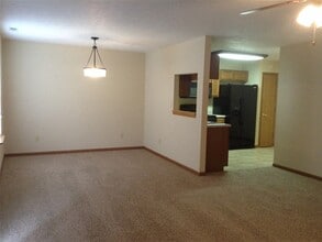 10928 Affirmed Dr in Indianapolis, IN - Building Photo - Building Photo