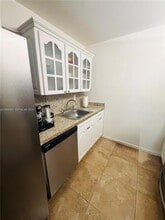 8200 SW 210th St, Unit 113 in Cutler Bay, FL - Building Photo - Building Photo