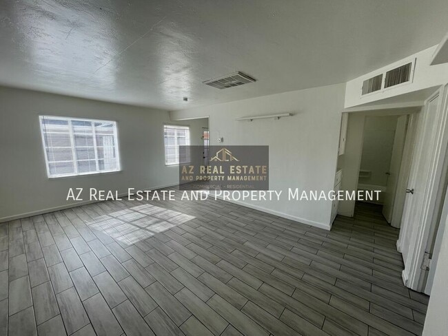 7210 N 55th Dr in Glendale, AZ - Building Photo - Building Photo