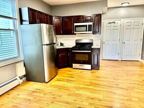 245 Duncan Ave in Jersey City, NJ - Building Photo - Building Photo