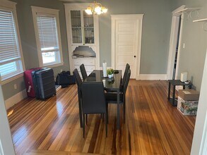 67 Easton St, Unit 3 in Boston, MA - Building Photo - Building Photo