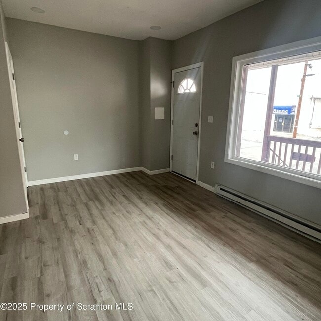 344 Pear St in Scranton, PA - Building Photo - Building Photo