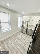 714 W Ritner St in Philadelphia, PA - Foto de edificio - Building Photo