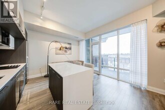 4800 Hwy 7 in Vaughan, ON - Building Photo - Building Photo