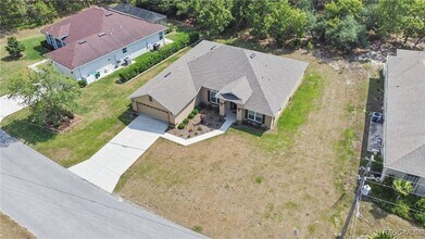 23 Lone Pine St in Homosassa, FL - Building Photo - Building Photo