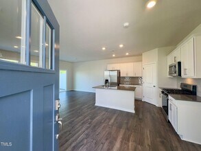 1823 Hinesley Dr in Durham, NC - Building Photo - Building Photo