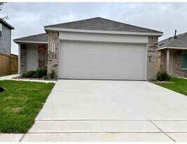 20034 White Dove Dr in Crosby, TX - Building Photo