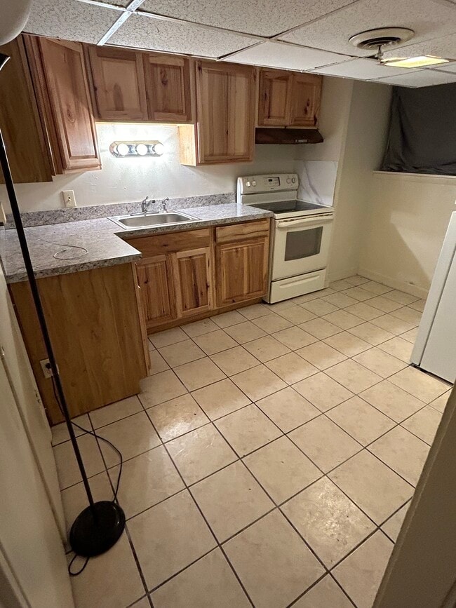 1127 Bellevue Ave, Unit 5
