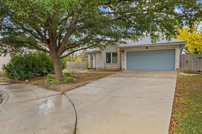 1908 Matagorda Dr in Round Rock, TX - Building Photo - Building Photo