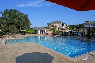 Arbor Landing at Lake Jackson in Tallahassee, FL - Foto de edificio - Building Photo