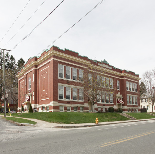 279 Onota St in Pittsfield, MA - Building Photo - Building Photo