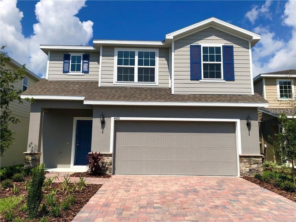 4420 Silver Creek St in Kissimmee, FL - Building Photo