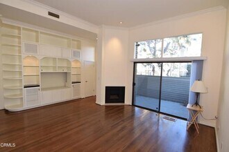 13340 Maxella Ave in Marina Del Rey, CA - Building Photo - Building Photo