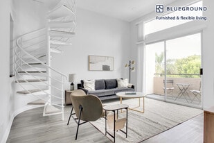 4532 Murietta Ave in Los Angeles, CA - Building Photo