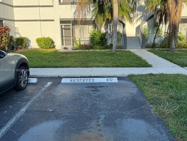 property at 161 Lakeview Dr