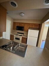 1302 Westheimer Rd-Unit -202 in Abilene, TX - Building Photo - Building Photo